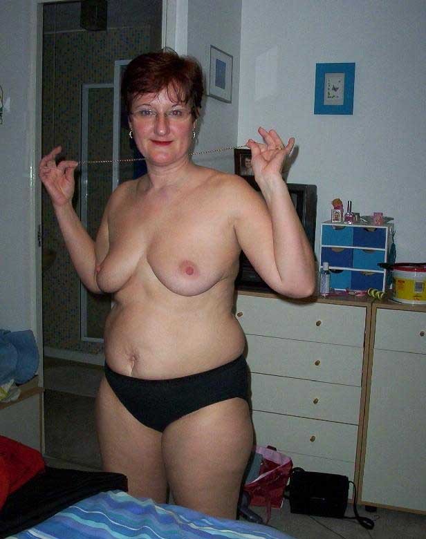 mature bare twat